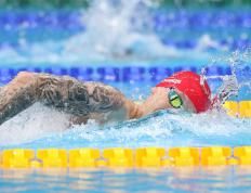 IM体育注册链接-关于英国游泳选手卫冕夺金，稳坐榜首的信息