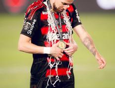 IM体育赛事直播入口-马赛轻取克罗地亚，若日尼奥点燃赛场的简单介绍