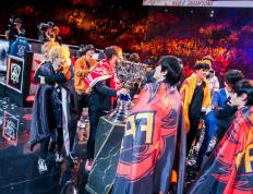 IM体育下载-关于JDG力克FNC，Viper打出惊人五杀宿命之战八强赛，成为赛场最大亮点的信息