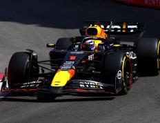 IM体育App下载-梅赛德斯横扫红牛车队，维斯塔潘惊艳四座的简单介绍