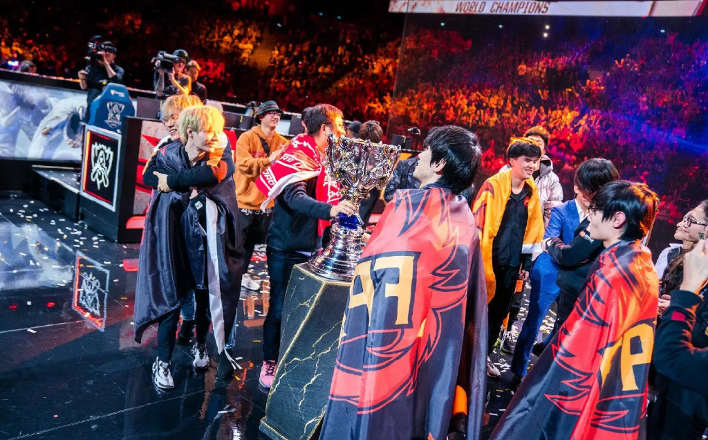 IM体育下载-关于JDG力克FNC，Viper打出惊人五杀宿命之战八强赛，成为赛场最大亮点的信息