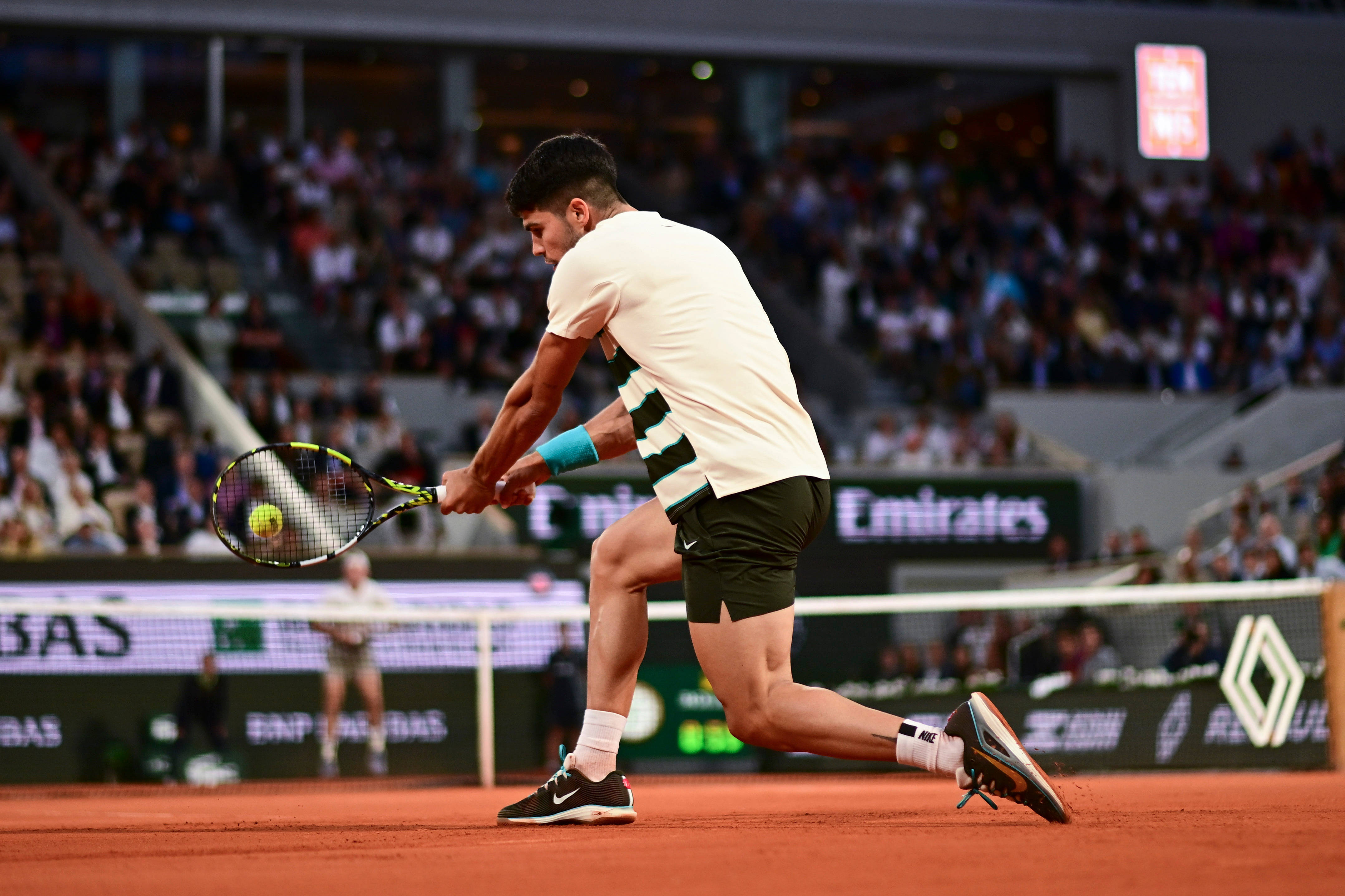 IM体育App下载-法国网球队险胜日本网球队，阿尔卡拉斯制霸全场的简单介绍