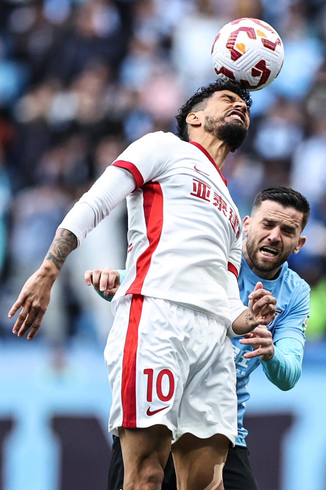 IM体育网页版登录入口-关于足球赛事激动人心，中东战队表现出色的信息