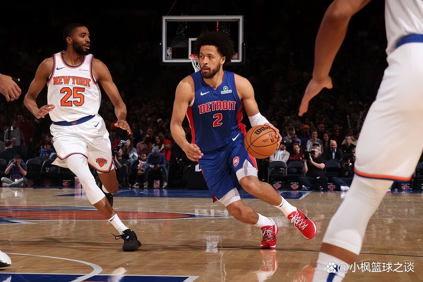 IM体育官网-活塞战胜篮网，全队表现出色