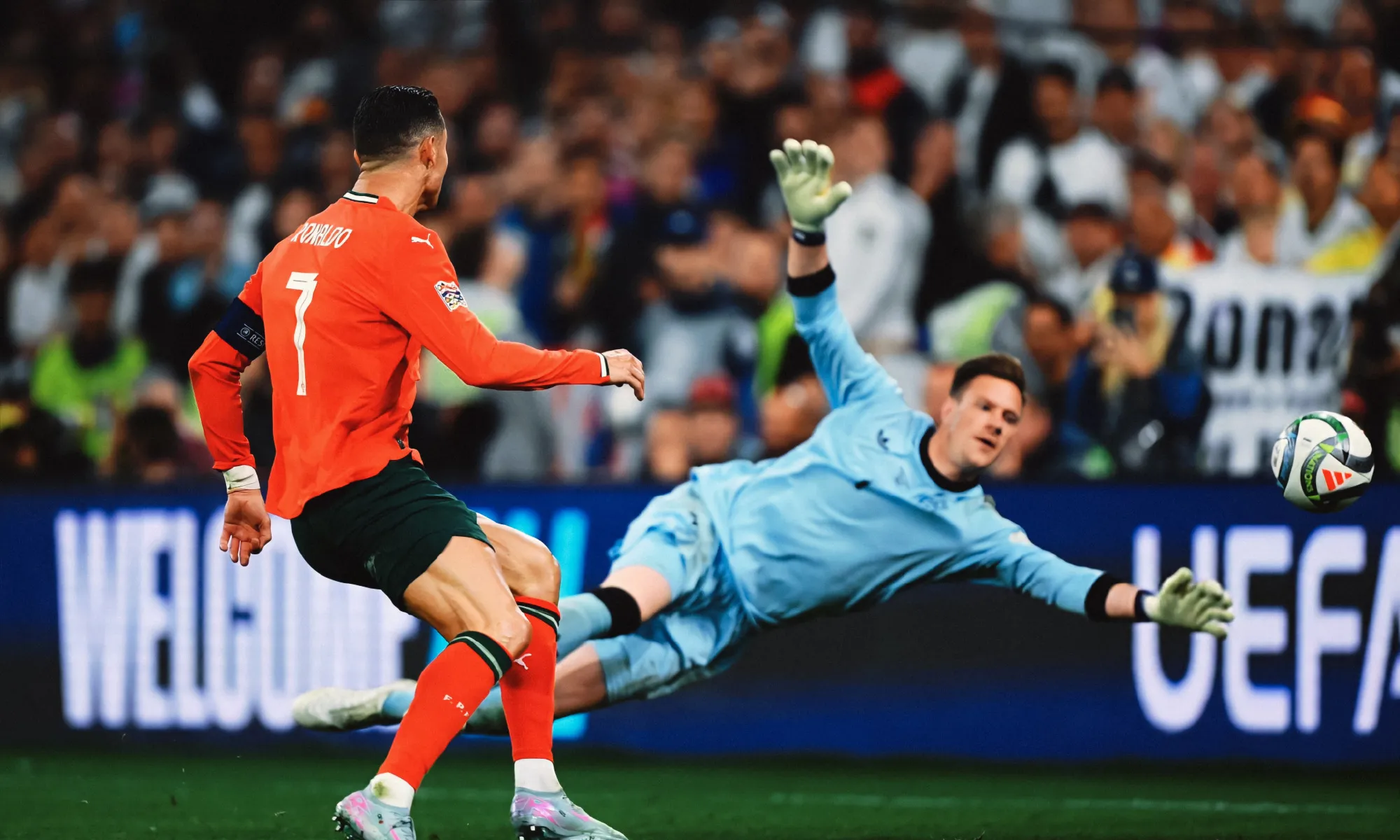 IM体育社区互动入口-包含葡萄牙势不可挡！成功晋级欧国联半决赛的词条