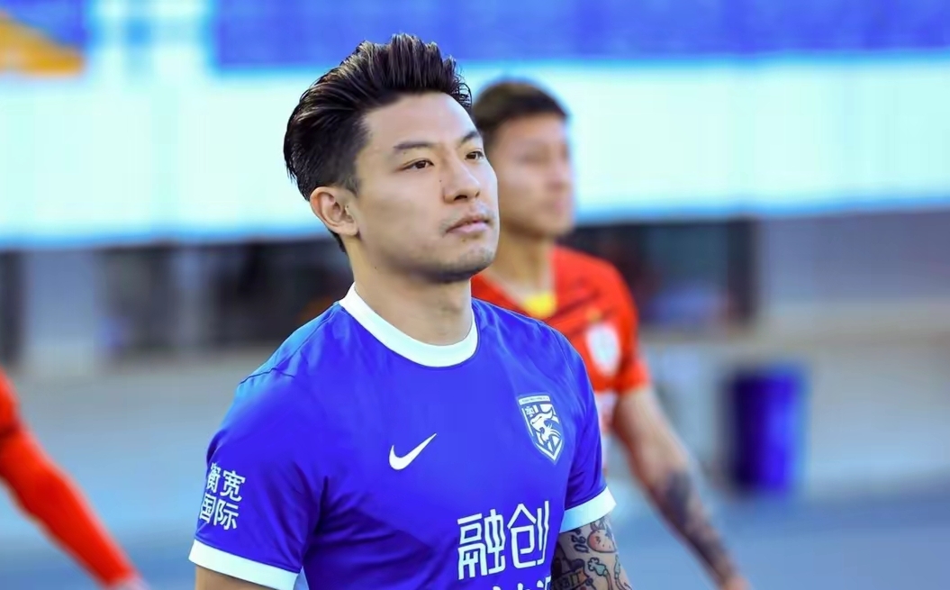 IM体育-江苏苏宁客场逼平武汉三镇,积分赛区保持稳定的简单介绍