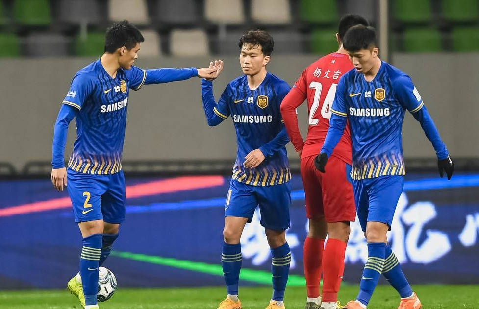 IM体育-江苏苏宁客场逼平武汉三镇,积分赛区保持稳定的简单介绍