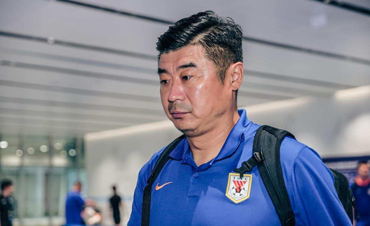 IM体育官方平台-青岛黄海大胜鲁能队，豪取三分