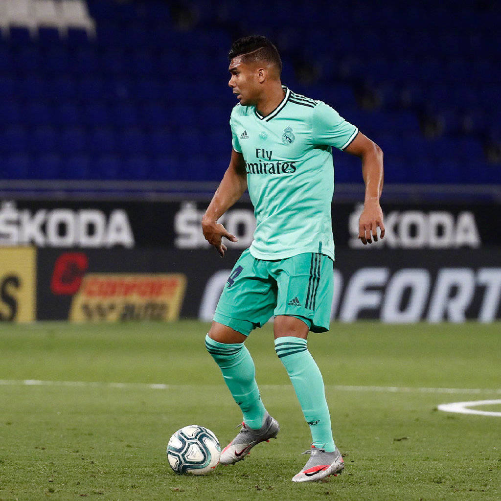 IM体育数据分析平台-西班牙强势加拿大，卡塞米罗绝境逆转