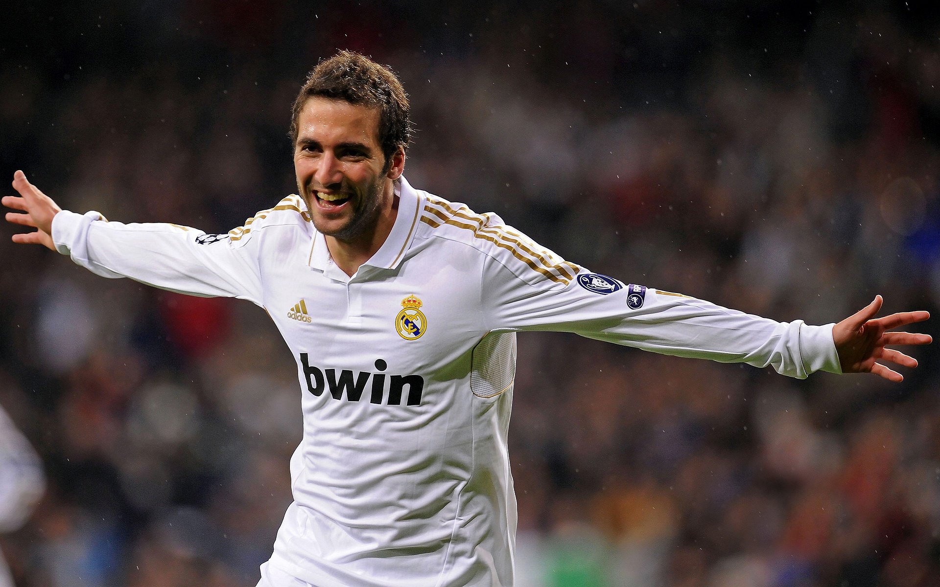 IM体育在线注册-绿茵场上的平行宇宙，当贝蒂斯对阵玻利维亚，哈兰德在另一个时空刷新纪录