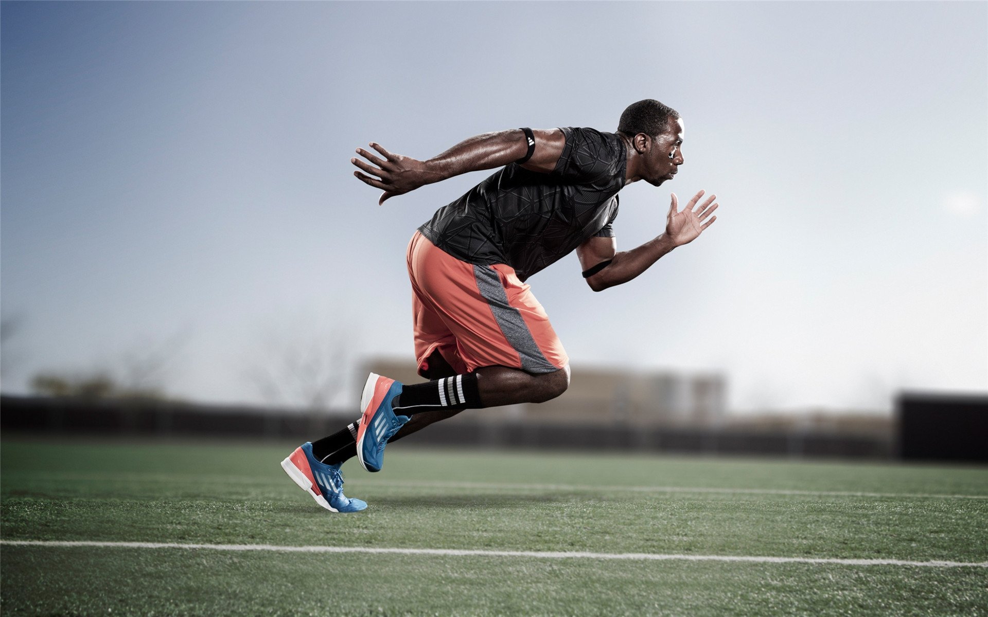 IM体育官网入口-赛道与球场,F1争冠焦点战与公牛雷霆之战的双重奏